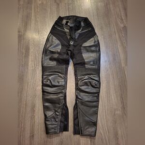 Motorcycle leather pants